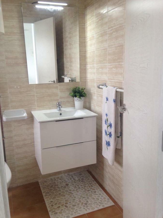Apartamentos Vista A Tres Continentes La Linea de la Concepcion Ngoại thất bức ảnh